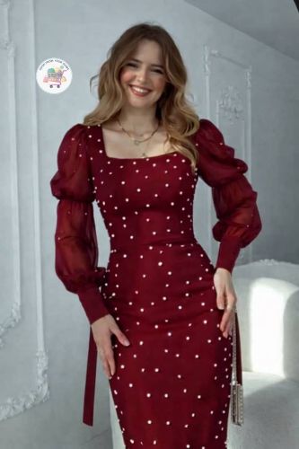 فستان نسائي