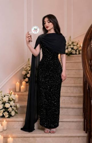 فستان نسائي
