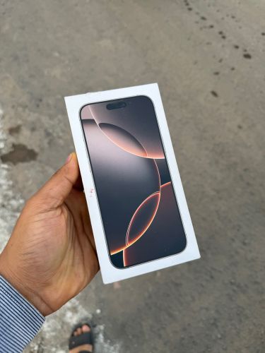 ايفون 16 بروماكس ذاكره 256 جيجا 
