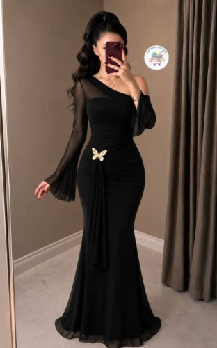 فستان نسائي