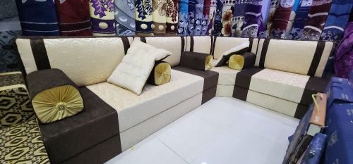 القطامي اخوأن للمفروشات والاثاث