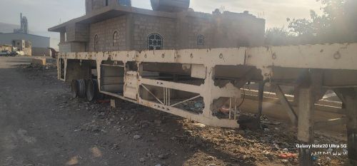 للبيع مقطورة سطحة