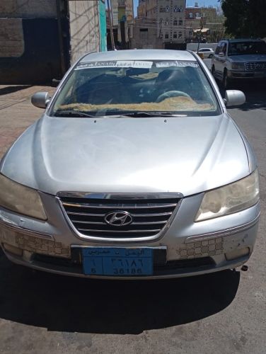 للبيع سيارة سوناتا نظيف جدا 2009