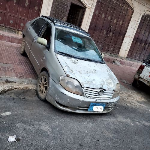كورولا موديل 2004 بضاعه نظيف