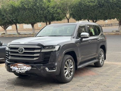 تويوتا لاندكروزر 2022 vxr بازرعه