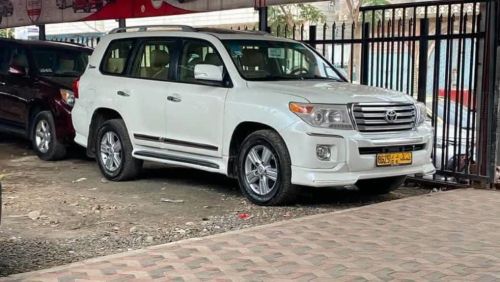استأجر سيارت أحلامك بأقل الأسعار