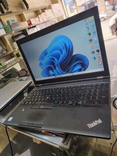 Thinkpad p51للتصاميم والجرافيكس