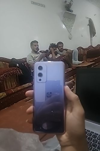 بيع تلفون وان بلاص ٩